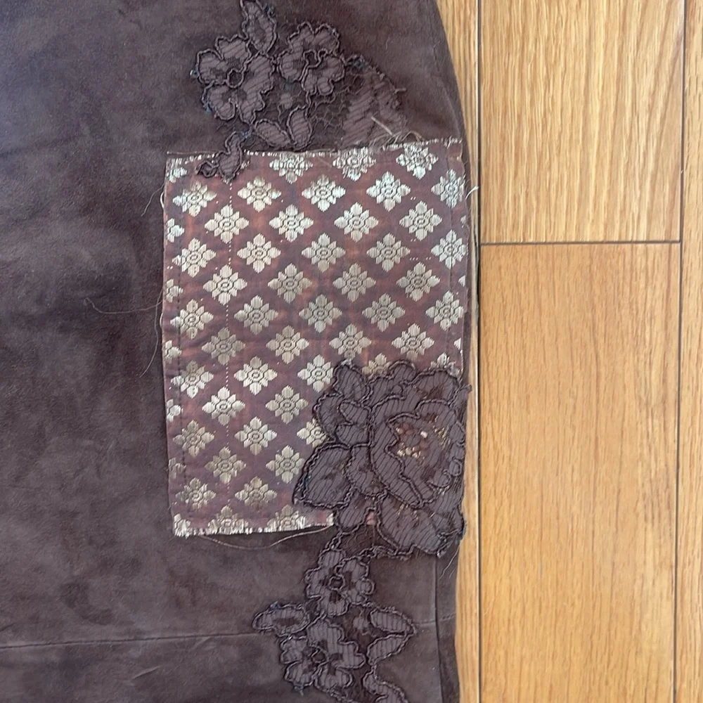 Yavari Suede Skirt by Nigel Preston - Picture 6 of 11